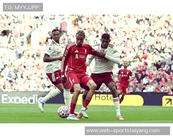 埃基蒂克身披法国队9号球衣有望首发出战引发热议 埃基蒂克身披法国队9号球衣有望首发出战引发热议