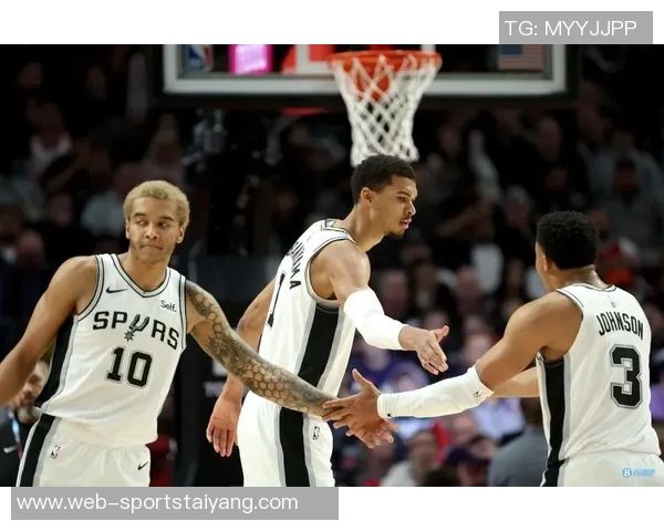 马刺遭遇赛季首败解说员分析防守表现仍具延续性对未来依然充满信心 马刺遭遇赛季首败解说员分析防守表现仍具延续性对未来依然充满信心